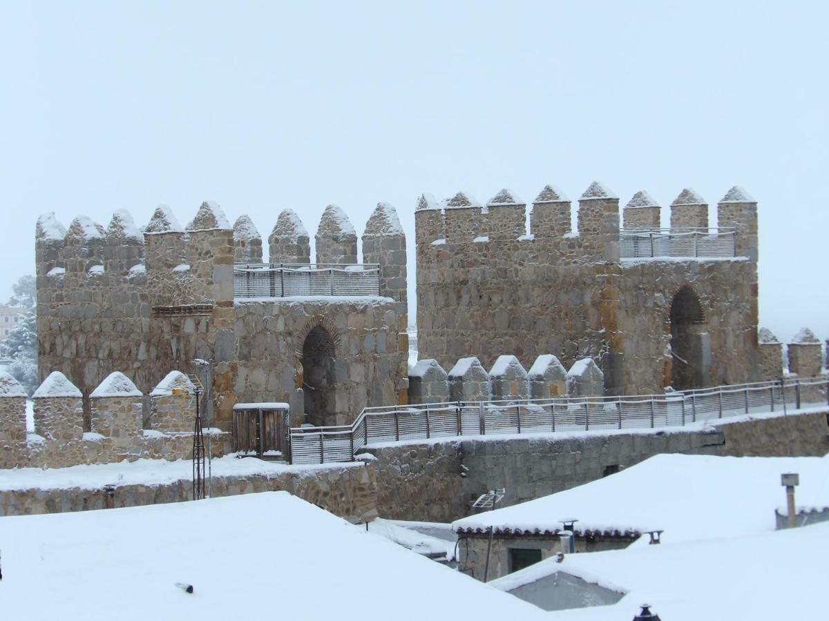 Vut Los Telares Muralla Ávila Eksteriør billede